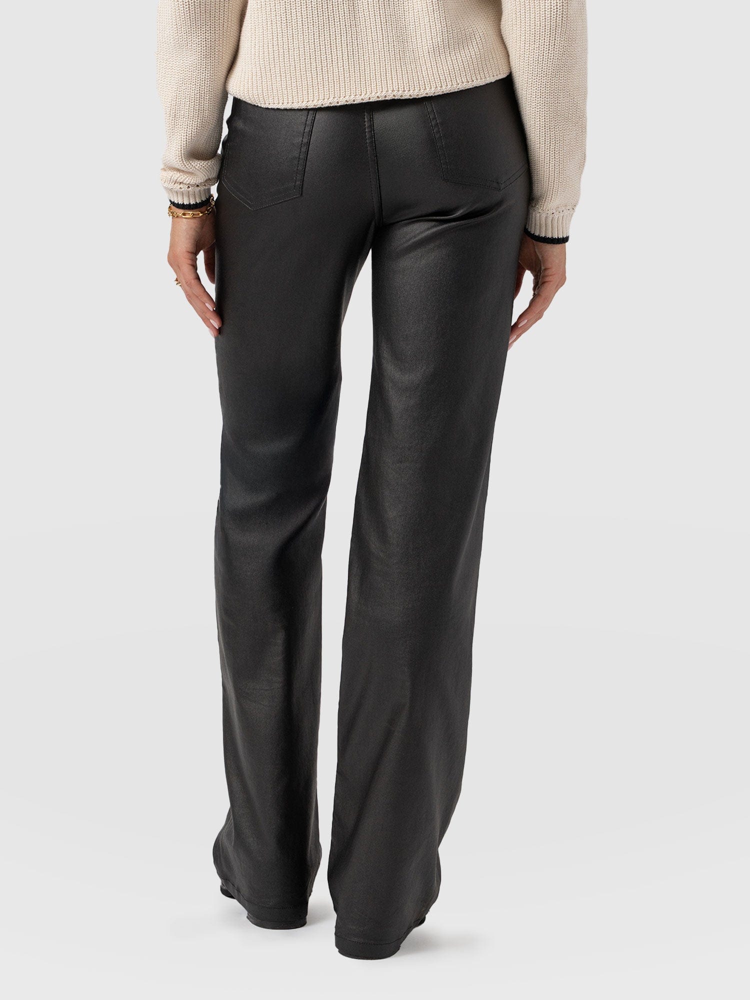 Maeve Wide Leg Pant - Black Coated - Women's Trousers | Saint + Sofia® EU